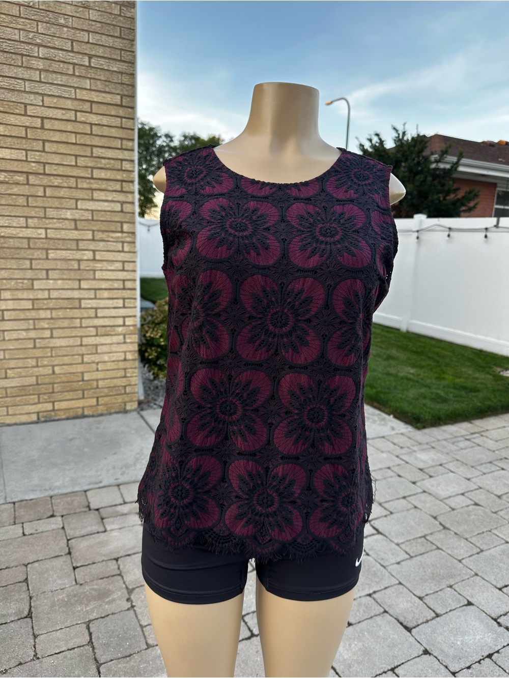 Banana Republic Lace Blouse Size  S